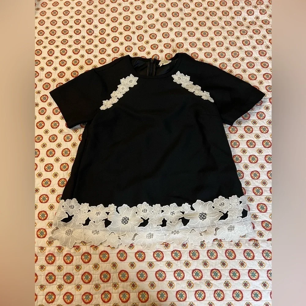 EUC Kate Spade Floral Lace Trim Crepe Blouse Size 0 Retails $248